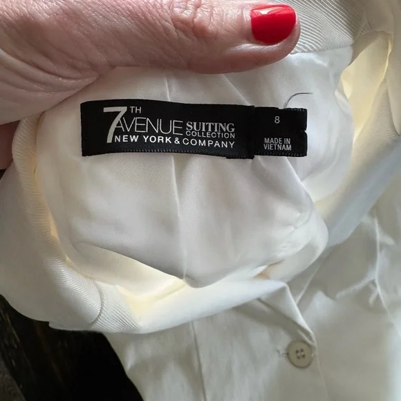 7th Ave New York and co. Suit collection white like new blazer size 8 - Picture 2 of 3